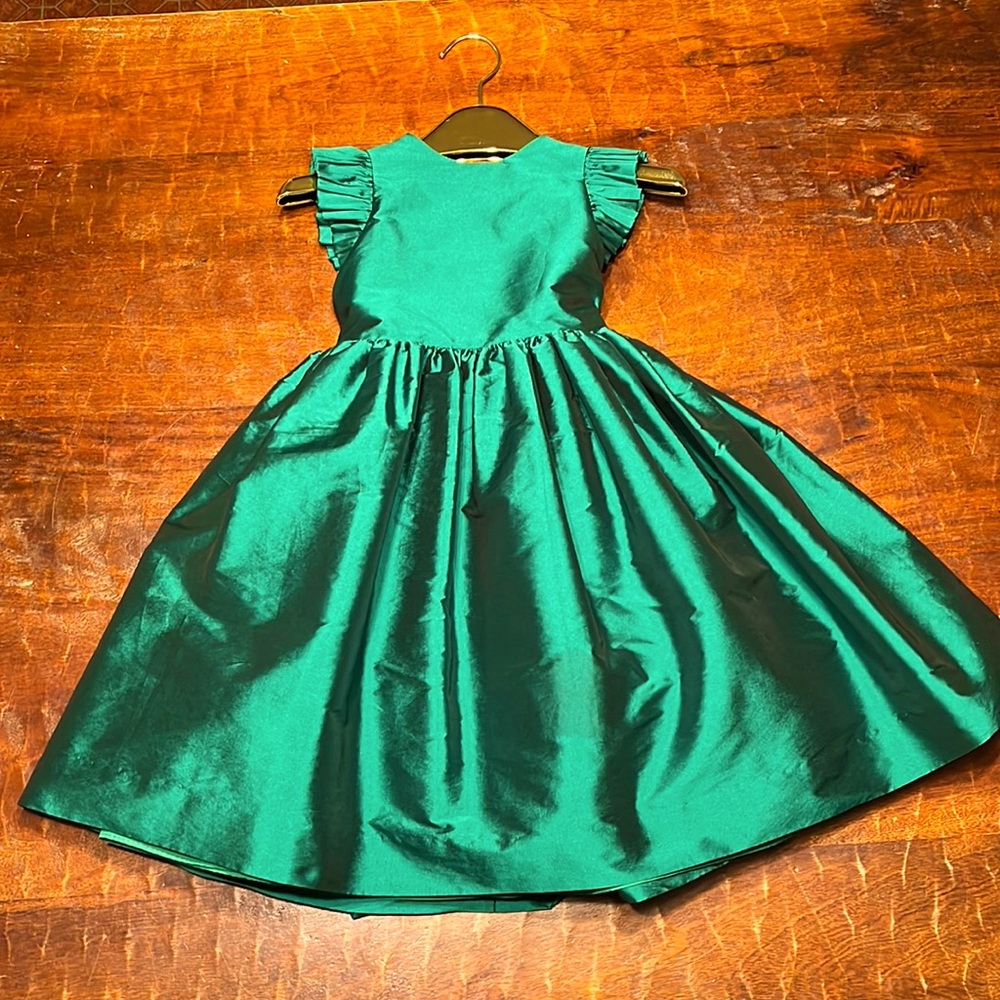 Elegant emerald green holiday dress size 4